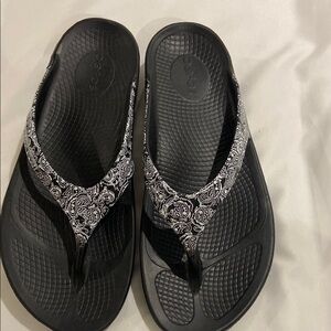 Crocs Black and White Paisley Flip Flops
